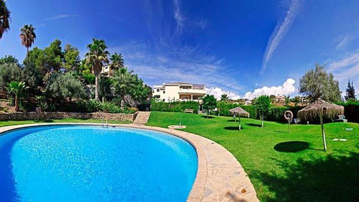 Bedroom, With A Share Bathroom In A Bed And Breakfast Place Malaga Exterior photo